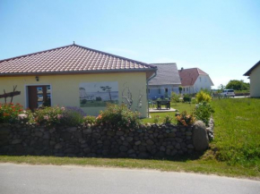 Moderne Erdgeschosswohnung mit Blick auf Hiddensee in Dranske